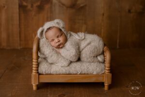 Newborn photographer near me