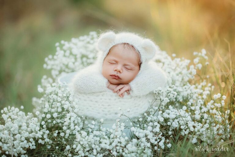 Baby girl Newborn Photos