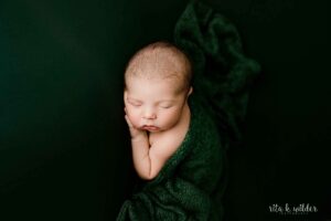 Dallas Newborn Photographer